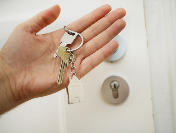 https://PaisleyC.StopRentingStartOwning.com